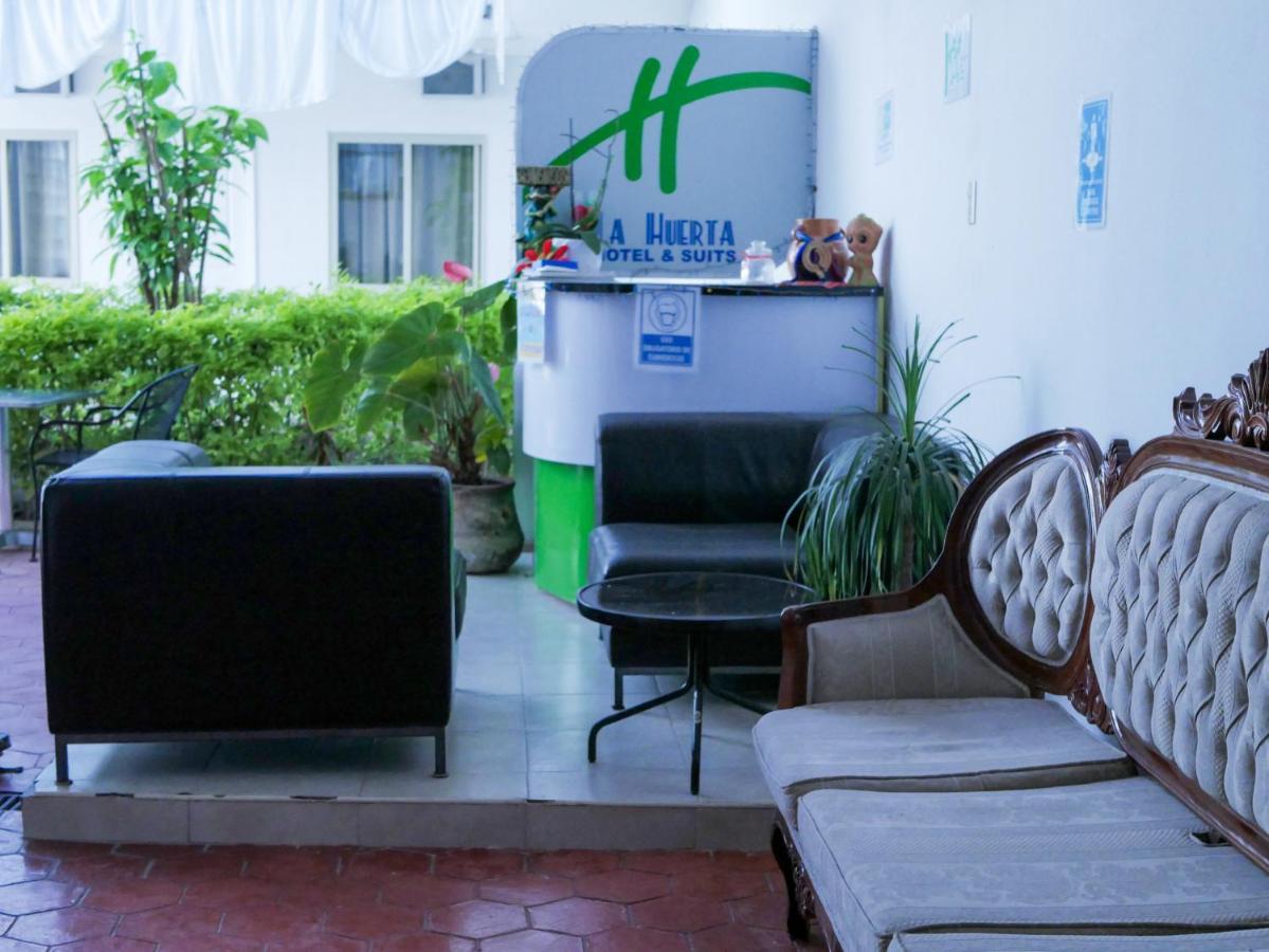 Hotel La Huerta Río Verde Esterno foto